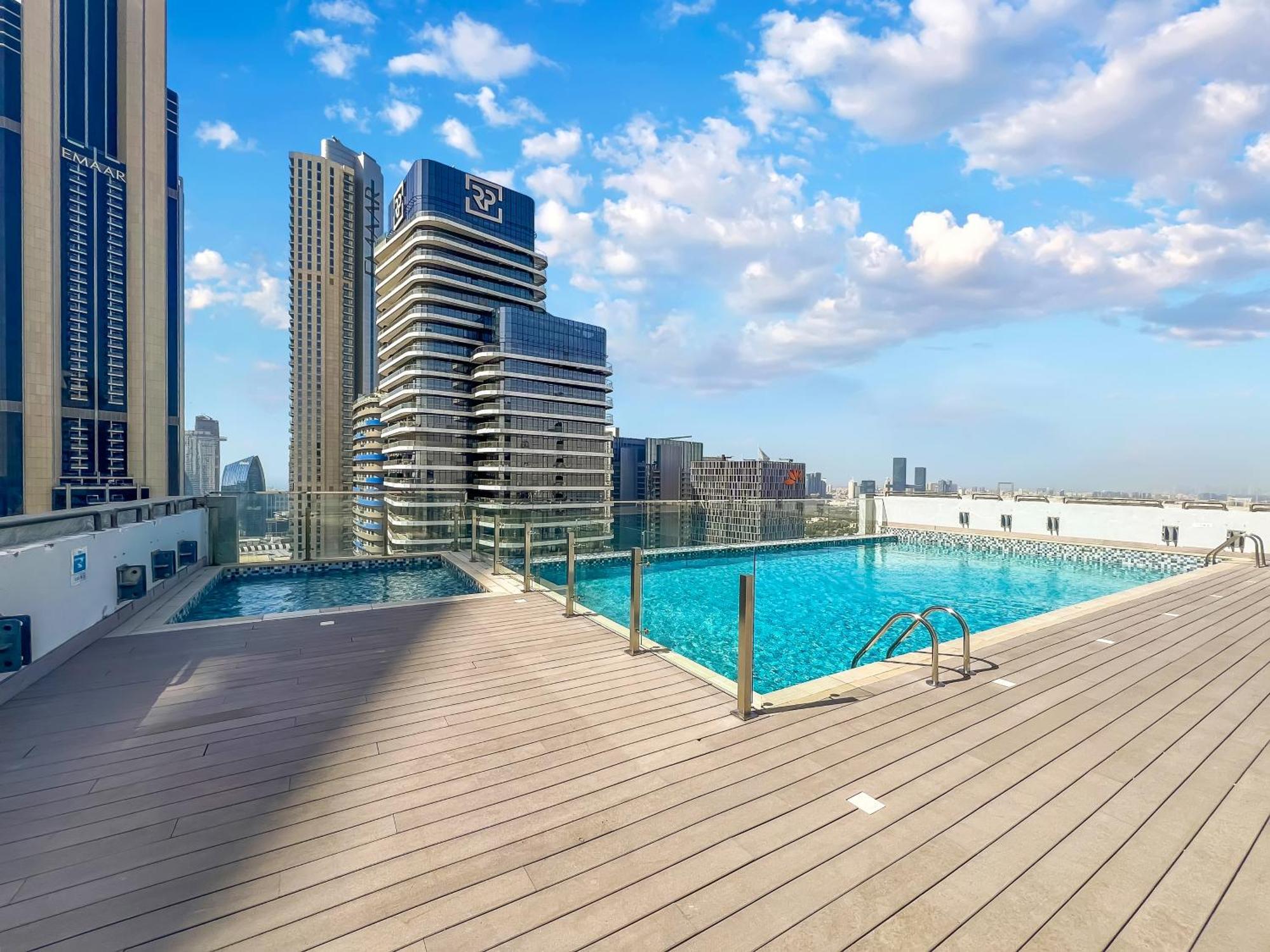 Fam Living - Mada Residences Downtown Dubaj Zewnętrze zdjęcie